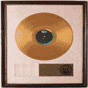 GoldDisk1 texture from lee_studhall.txd (128x128 DXT1)